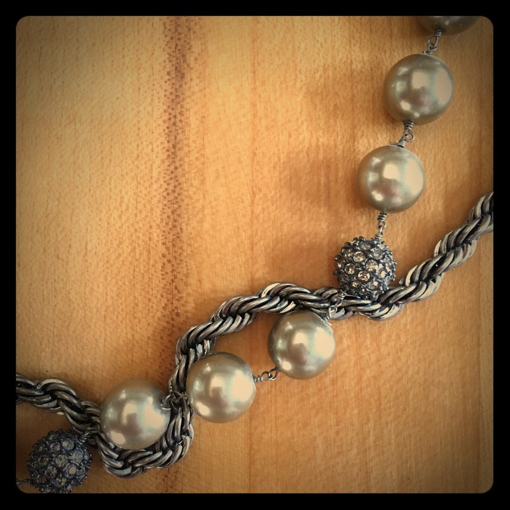 17” Necklace White House Black Market